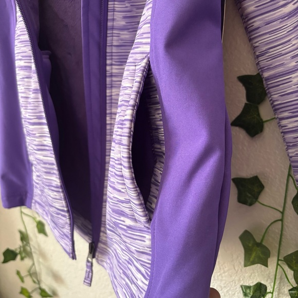 Free Country Girls Purple Softshell Water Resistant Hooded Jacket Size 10/12 - Picture 10 of 15